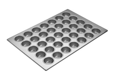 Focusfoodservice 905575 2.75 In. Cupcake Pan - 35 Cup - Pack Of 3