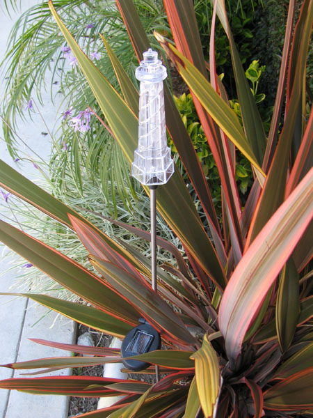 Garden Sun Light E2177 Solar Lighthouse Garden Stake Color Change Light set of 2pcs