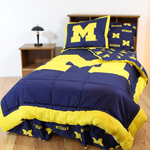 College Covers MICBBQU Michigan Bed in a Bag Queen- With Team Colored Sheets