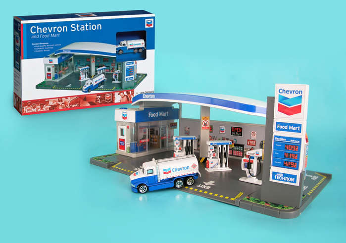 Rt187215 Real Toys Gas Service Station & Food Mart Toy
