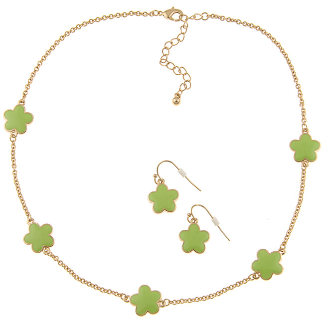 Zirconmania 610S-255LG-16G Goldtone Green Enamel Daisy Necklace and Earring Set -16 inches