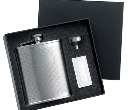 Gfm-406 6 Oz. Small Checkered Pattern With Oval Plate Flask With Money Clip And Funnel In Black Gift Box