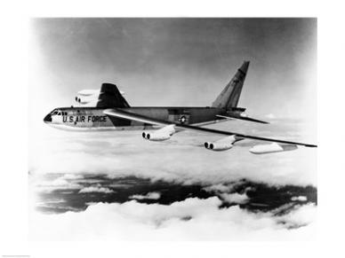 Sal25540163 Side Profile Of A Bomber Plane In Flight B-52 Stratofortress Us Air Force -24 X 18- Poster Print
