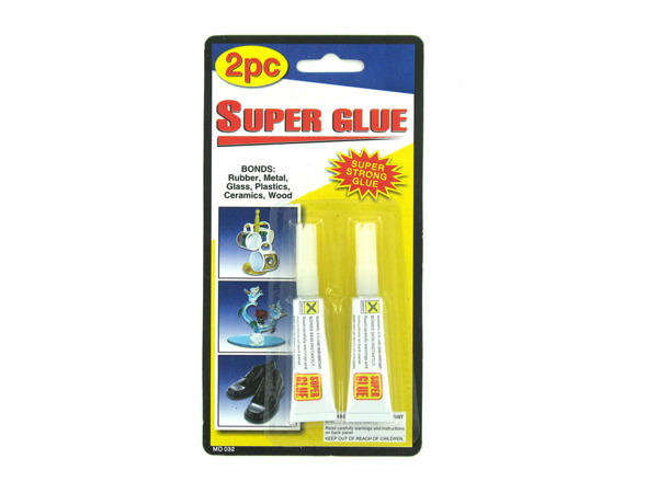 Mo032-96 Super Glue Value Pack On A Blister Card