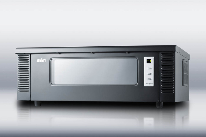 Summit Appliance STC1 8-bottle thermoelectric wine chiller for countertop use