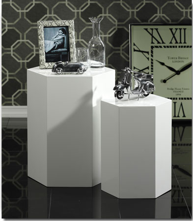Zodax VT1098 Set of Two Nesting Lacquered End Tables