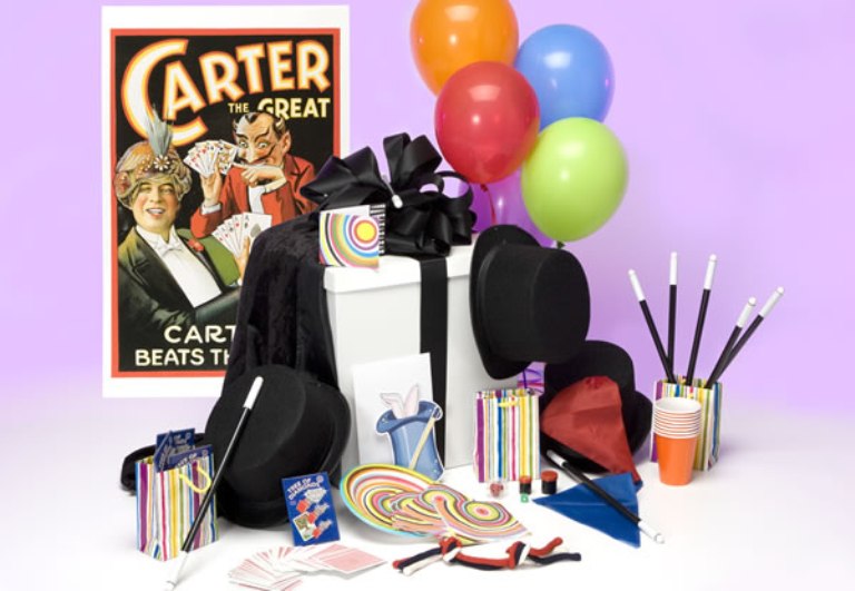 Posh Party Box PPBMJP Posh Party Box Magic Party for 8