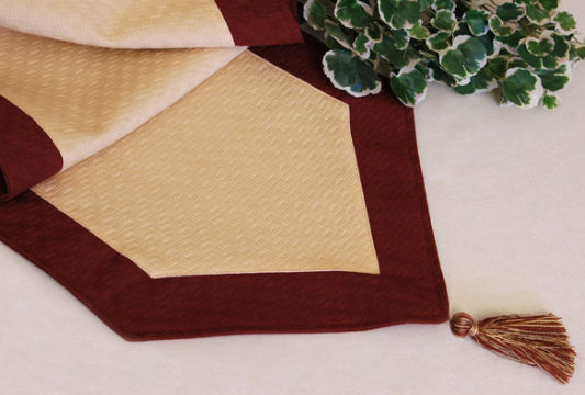Pacific Table Linens 2161AE01 15 x 96 Wicker Reversible Table Runner  CinnabarCh