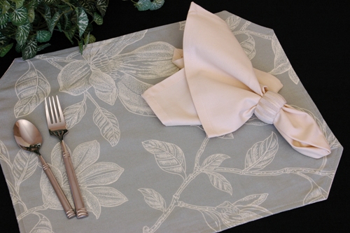 Pacific Table Linens M322111sB01 15 x 19 Bouquet Reversible Rectangle Placemat S