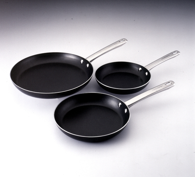 20065 Three Piece Set- 8-inch 10-inch And 12-inch Skillets Gray