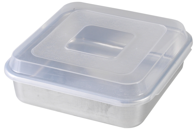 45803 9 In. X 9 In. Square Cake Pan With Lid
