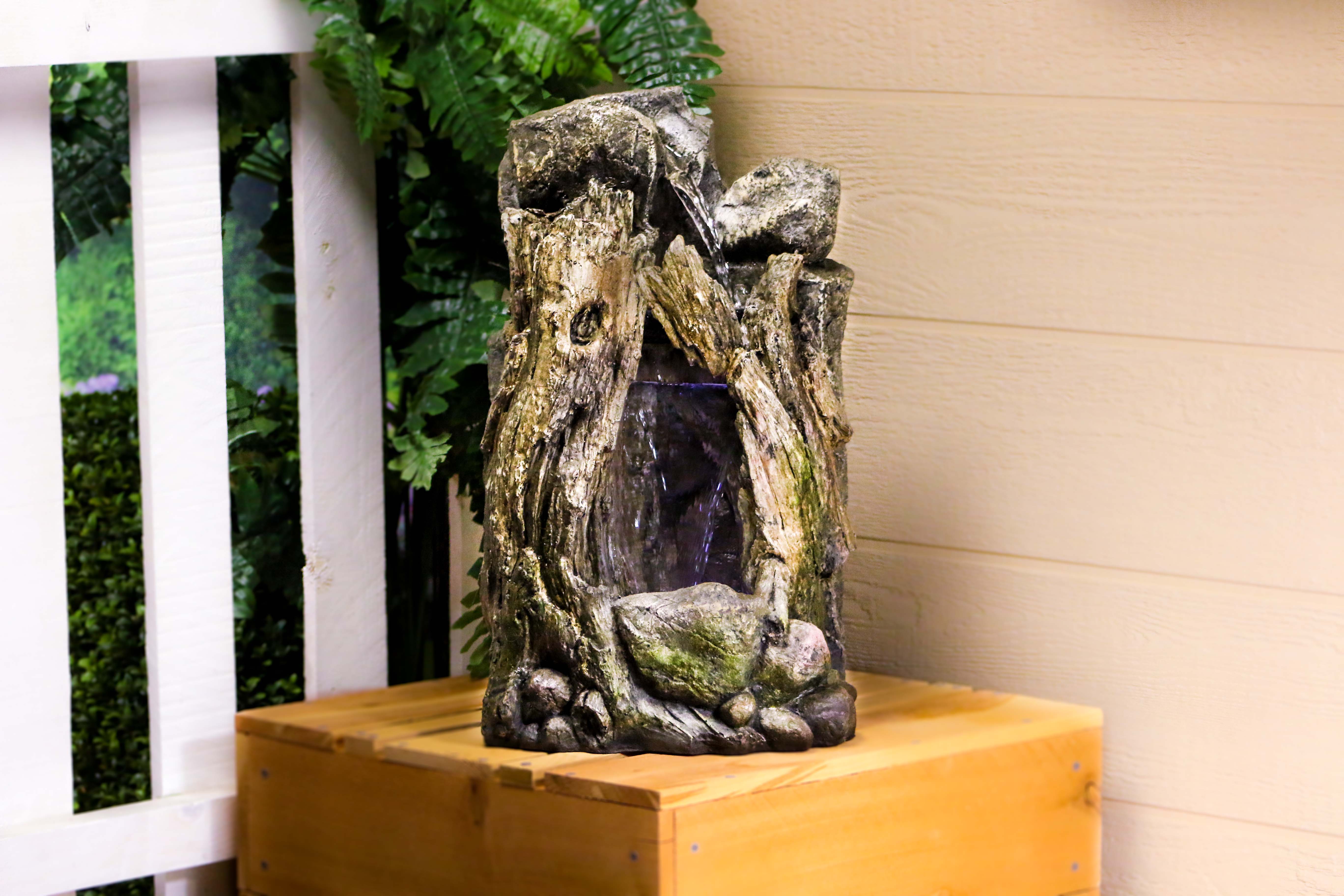 . Win270s Alpine's Rain Forest Waterfall Edition Small With Led Lights