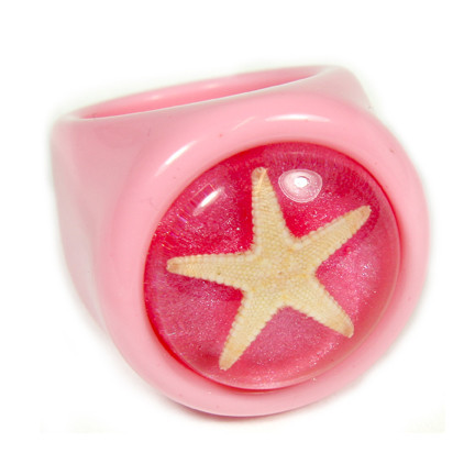 Or021-6 Ring Starfish Pink With Pink Background Size 6