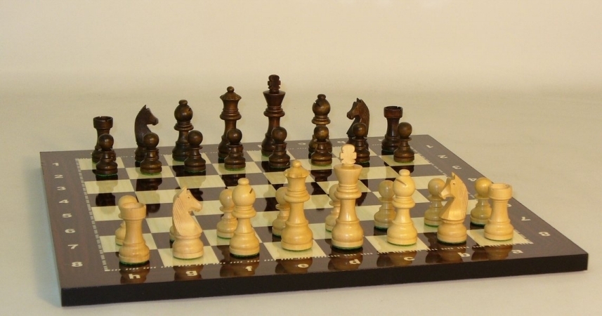 27wg-714 Wlnt Stained German Alpha Numeric Brd - Chess Set Wood