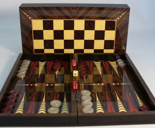 26202a Elegance Brown Croc Trim With Chessboard - Decoupage Wood Backgammon