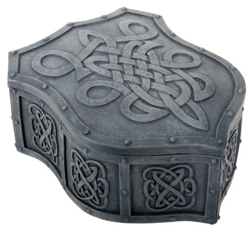 8379 Celtic Shield Box, C-24