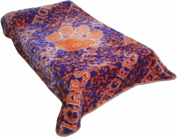 Cleth Clemsonthrow Blanket - Bedspread