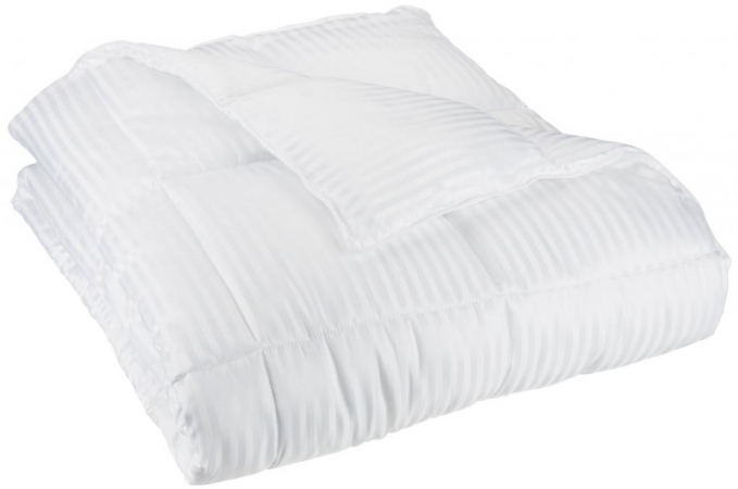 All Season Stripes White Down Alternative Comforter Full/queen