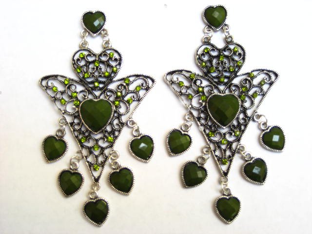 Alur Jewelry, Inc. 14354ol Hearts Chandelier Earring In Olive