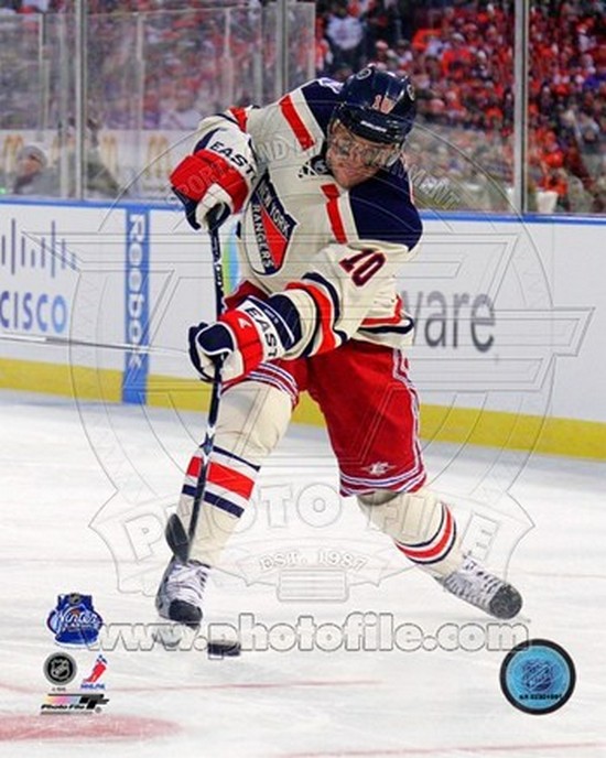 Photofile PFSAAOK06201 Marian Gaborik 2012 NHL Winter Classic Action Sports Photo - 8 x 10 Photofile PFSAAOK06201 Marian Gaborik 2012 NHL Winter Classic Action Sports Photo - 8 x 10