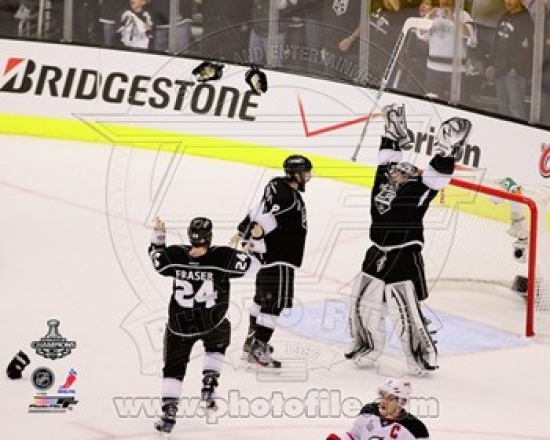 Photofile Pfsaaoy14101 Drew Doughty Jonathan Quick & Colin Fraser Celebrate Winning Game 6 Of The 2012 Stanley Cup Finals Sports Photo - 10 X 8