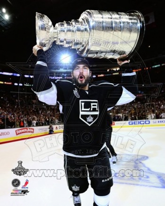 Photofile Pfsaaoy14501 Drew Doughty With The Stanley Cup Trophy After Winning Game 6 Of The 2012 Stanley Cup Finals Sports Photo - 8 X 10
