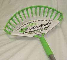 Radius Garden 401 Radius Ground Hog Rake