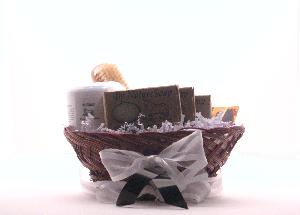 Natural Gift Baskets 243 Toxedo Basket- Organic soaps and lotions for Men