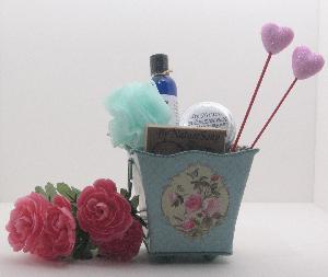 Natural Gift Baskets 340 Pamper and Love
