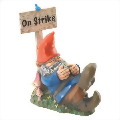 DD Discounts 277683 On Strike Garden Gnome