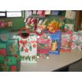 Bulk Savings 357764 Large Christmas Gift Bags Case of 96