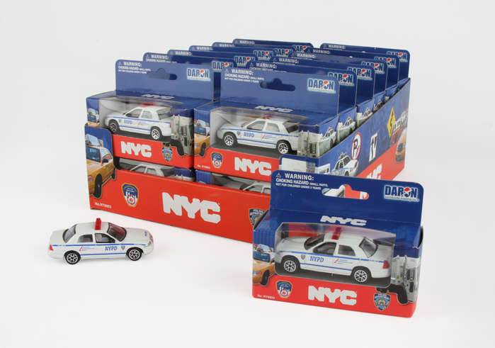 Rt8953p Nypd Police Car 24 Piece Counter Display