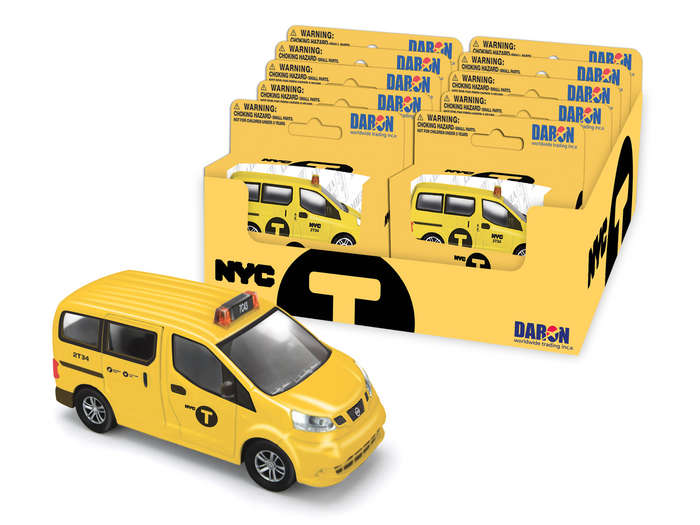 Rt8953n Nyc Nissan Taxi 24 Piece Counter Display