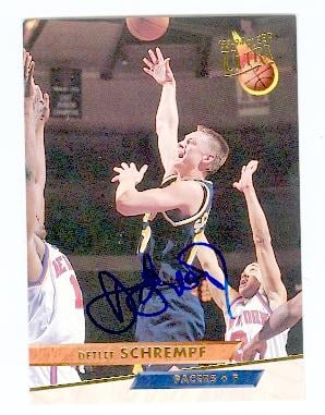 Detlef Schrempf autographed Basketball Card (Indiana Pacers) 1993 Fleer Ultra No.84