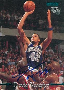 David Vaughn autographed Basketball Card (Memphis) 1995 Classic Rookies