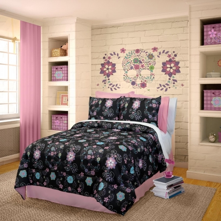 Rainbow Skulls Bed Comforter Sets