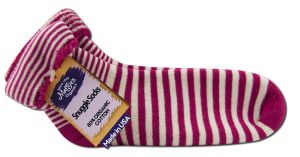 Frontier Natural Products 228611 Snuggle Socks Fuschia Stripe Size 9-11