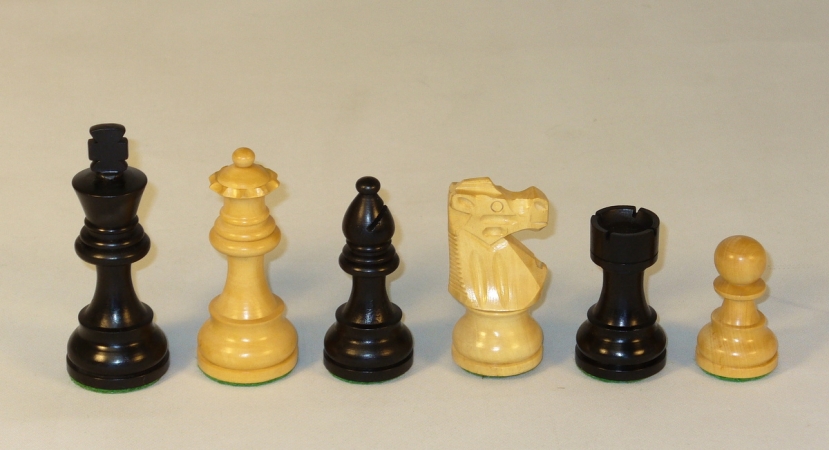 35bf Medium Black French Kinght Chess Board
