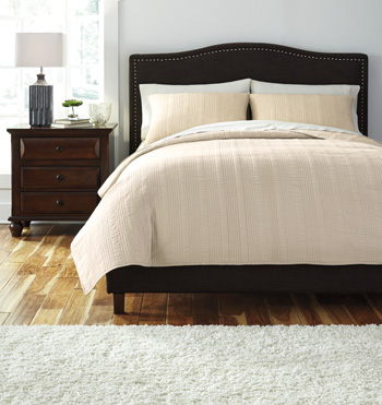 UPC 024052289169 product image for AshleyFurniture Q463003Q Coverlet Beige Queen Comforter Set | upcitemdb.com