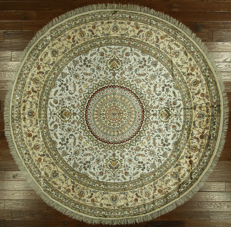 H7176 Ivory Gumbad Hand Knotted Silk 9 Ft. Round Kashan Area Rug