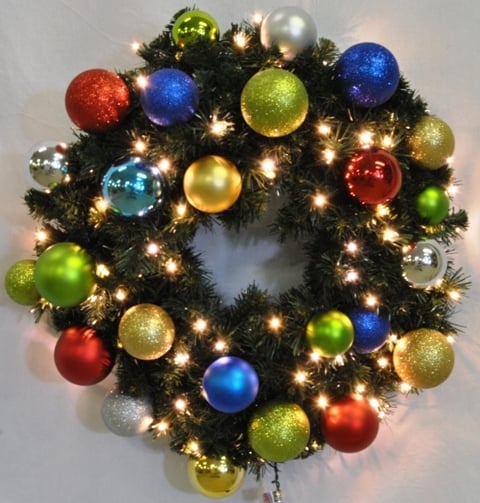 Wl-gwsq-05-fiesta-lww 5 Ft. Prelit Warm White Led Sequoia Wreath Decorated With The Fiesta Ornament Collection