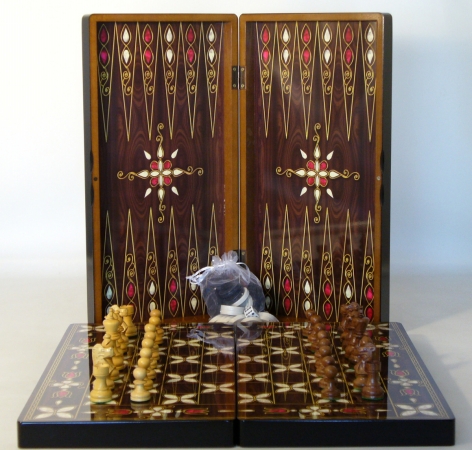 26274ac White Pistachio Cluster Backgammon & Chess Set