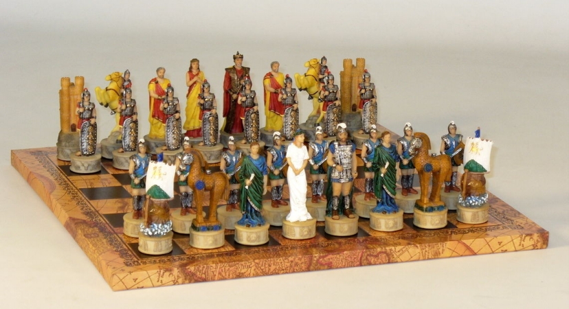 R72048-map Troy Vs Sparta On Map Board Themed Chess Set