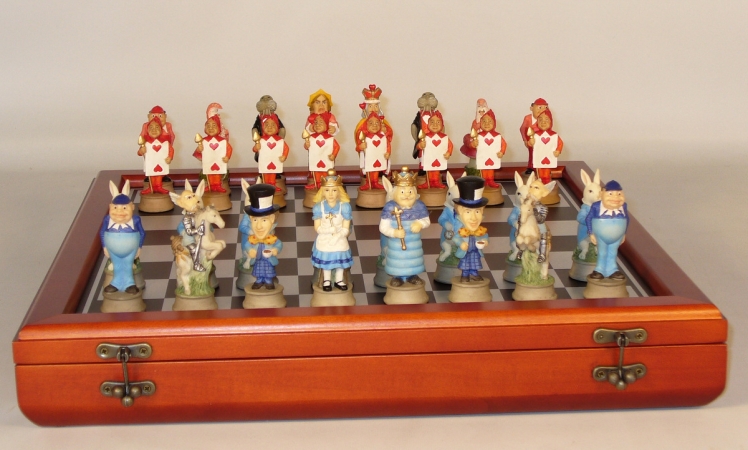 R75144-cct Alice In Wonderland On Cherry Chest Themed Chess Set