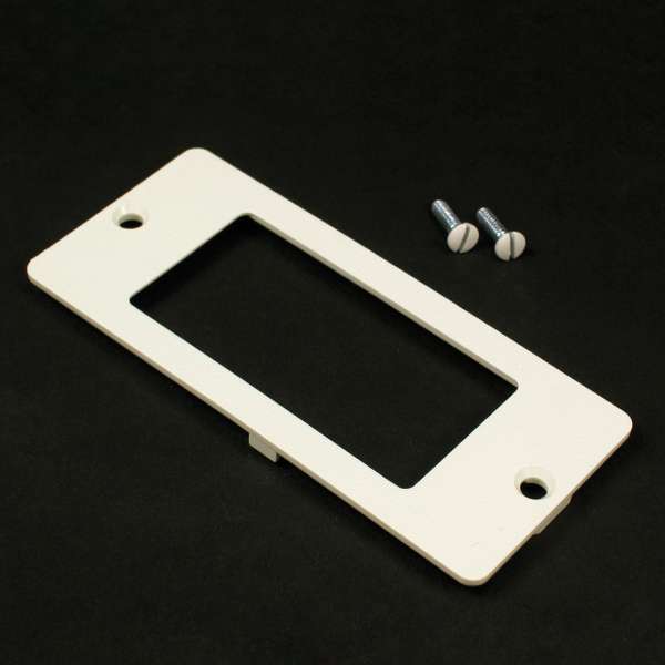 Wiremold 5500 Rectangle Receptacle Faceplate Fitting
