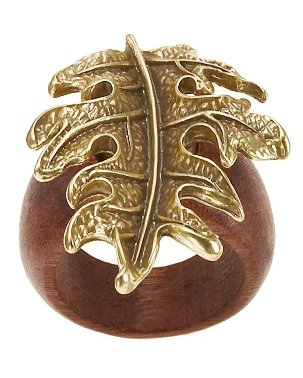 0900000033766 Gold-tone Metal Leaf Wood Band Ring - Size 7