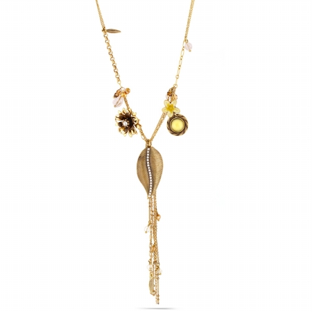 0900000007439 Gold-tone Metal Flower Leaf And Crystal Charm Necklace