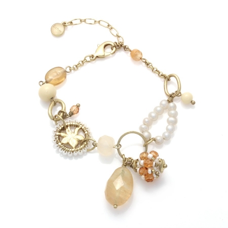 0900000021138 Gold-tone Metal Pearl And Cream Stone Mix Charm Wrap Around Bracelets
