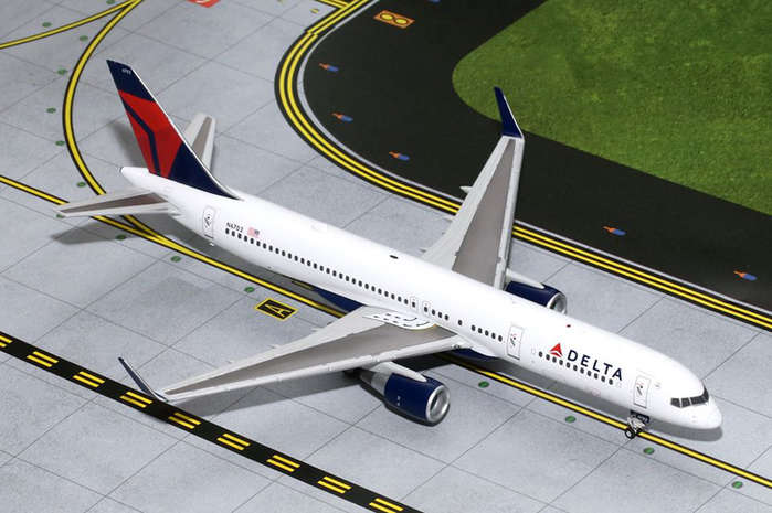 UPC 763116025007 product image for GEMINI200 1-200 G2DAL500 1-200 Delta 757-200W New Livery REG No. N6702 | upcitemdb.com
