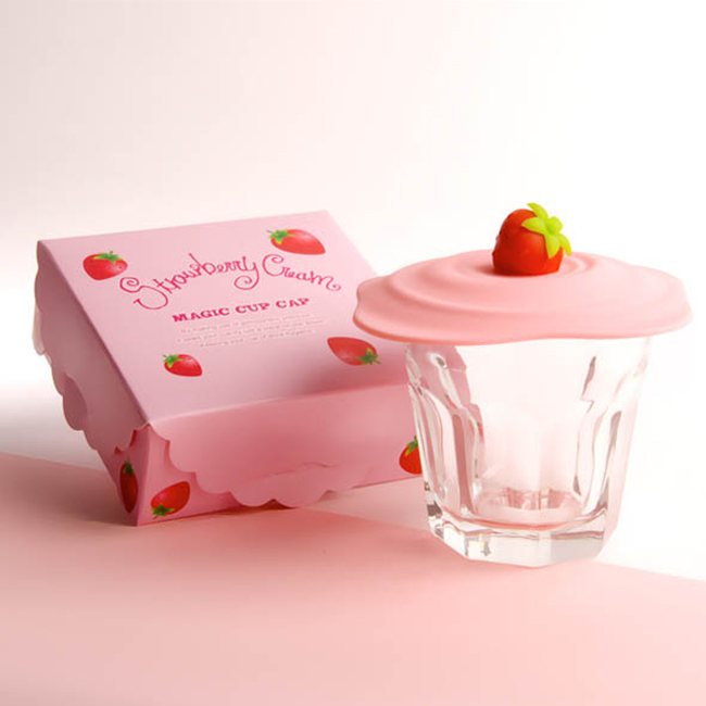 71704 Strawberry Cream Magic Cup Cap